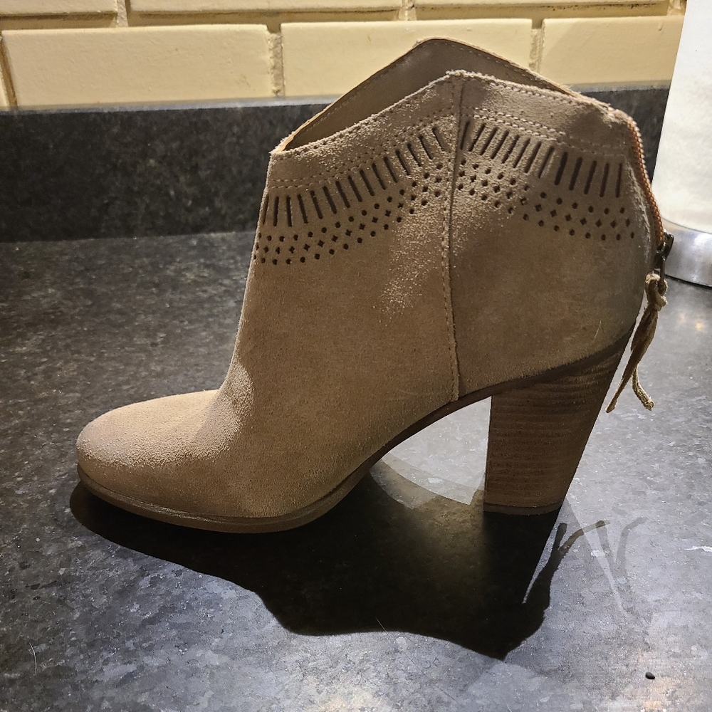 Vince Camuto ankle booties